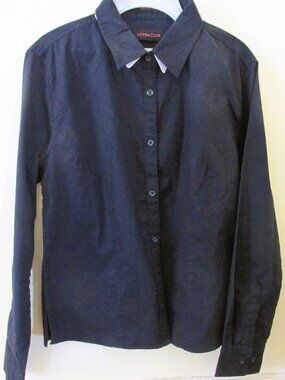 Ultra Club~whisper twill~cotton blend blue~women’s button down shirt, size M New